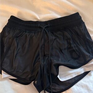 Alo Yoga Ambience Shorts – Black Mesh, XS